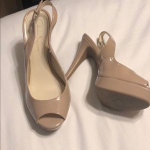 Peep toe pumps 5.5”